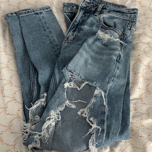 American Eagle Outfitters Light Blue Distressed Boyfriend Jeans